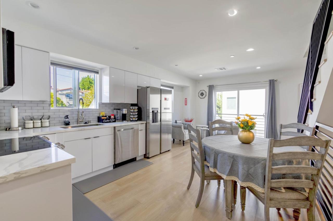 Modern Apartment In Studio City Лос Анджелис Екстериор снимка