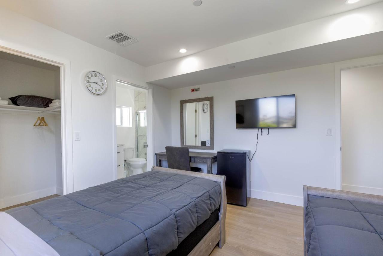 Modern Apartment In Studio City Лос Анджелис Екстериор снимка