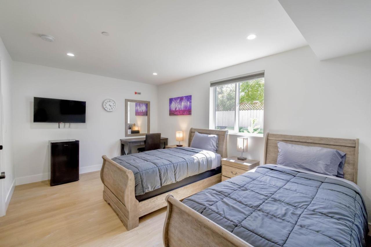 Modern Apartment In Studio City Лос Анджелис Екстериор снимка
