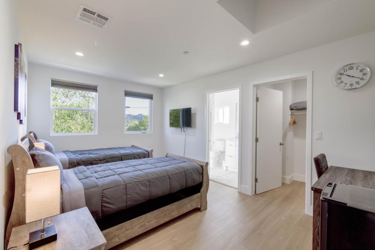 Modern Apartment In Studio City Лос Анджелис Екстериор снимка