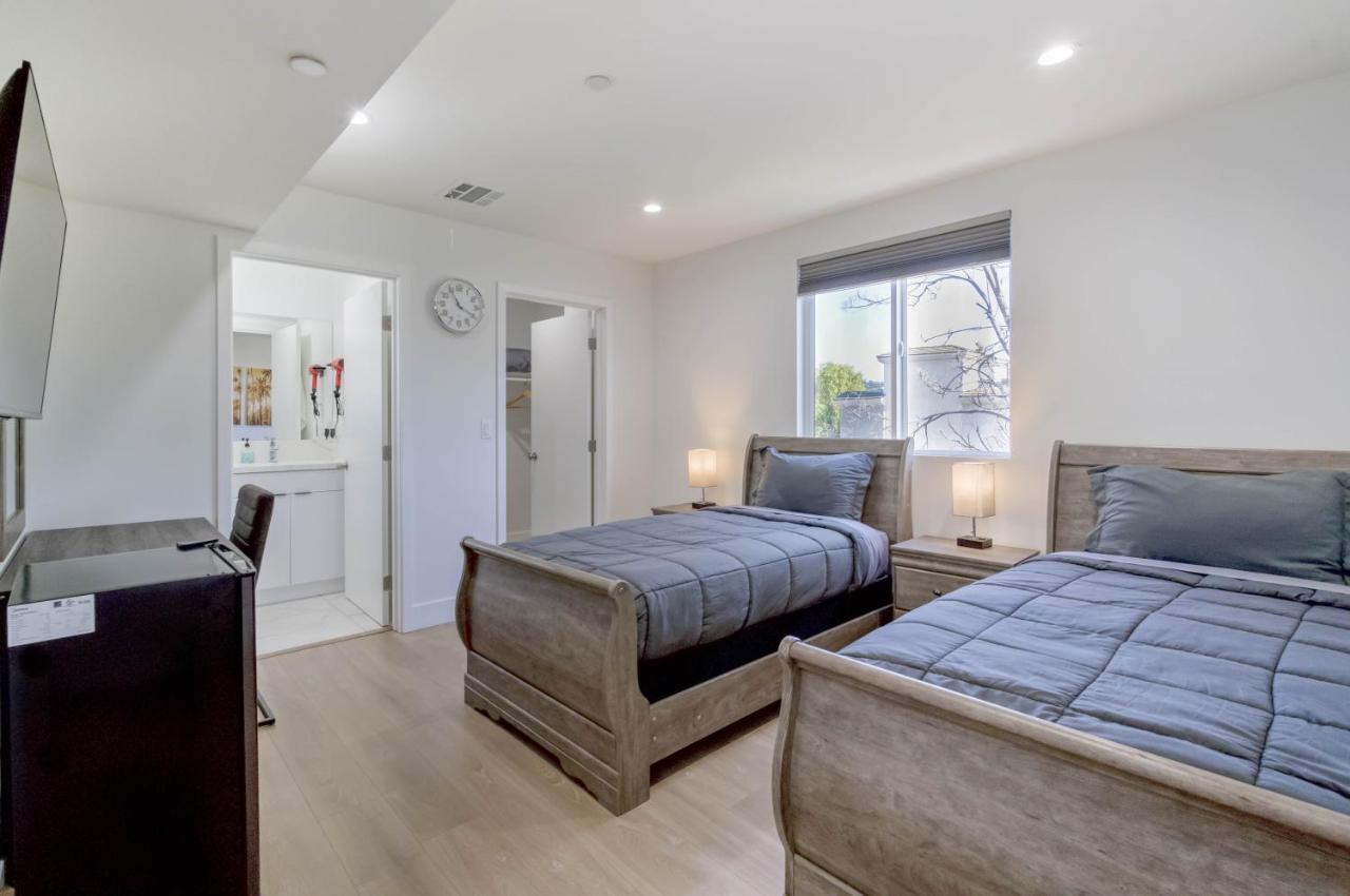 Modern Apartment In Studio City Лос Анджелис Екстериор снимка