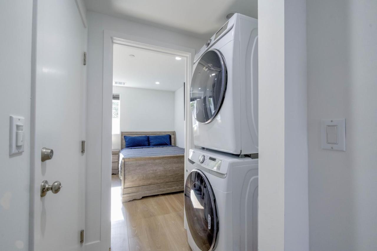Modern Apartment In Studio City Лос Анджелис Екстериор снимка