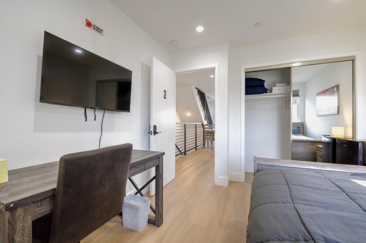 Modern Apartment In Studio City Лос Анджелис Екстериор снимка
