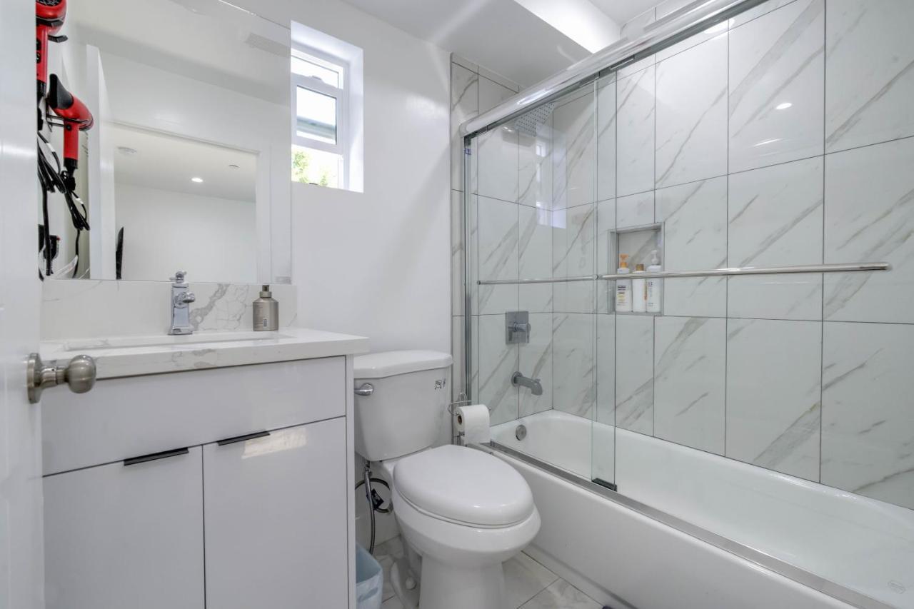 Modern Apartment In Studio City Лос Анджелис Екстериор снимка